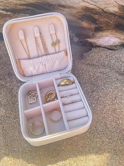 RG Small Jewelry Storage Box