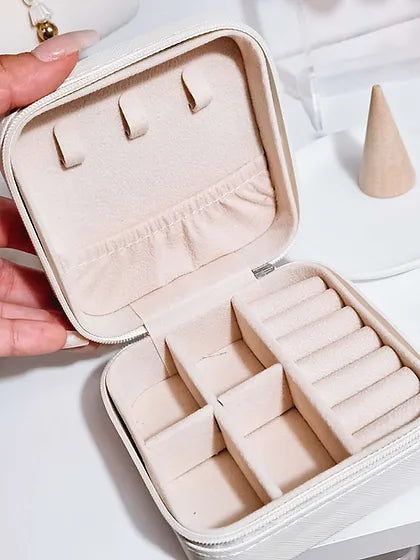 RG Small Jewelry Storage Box