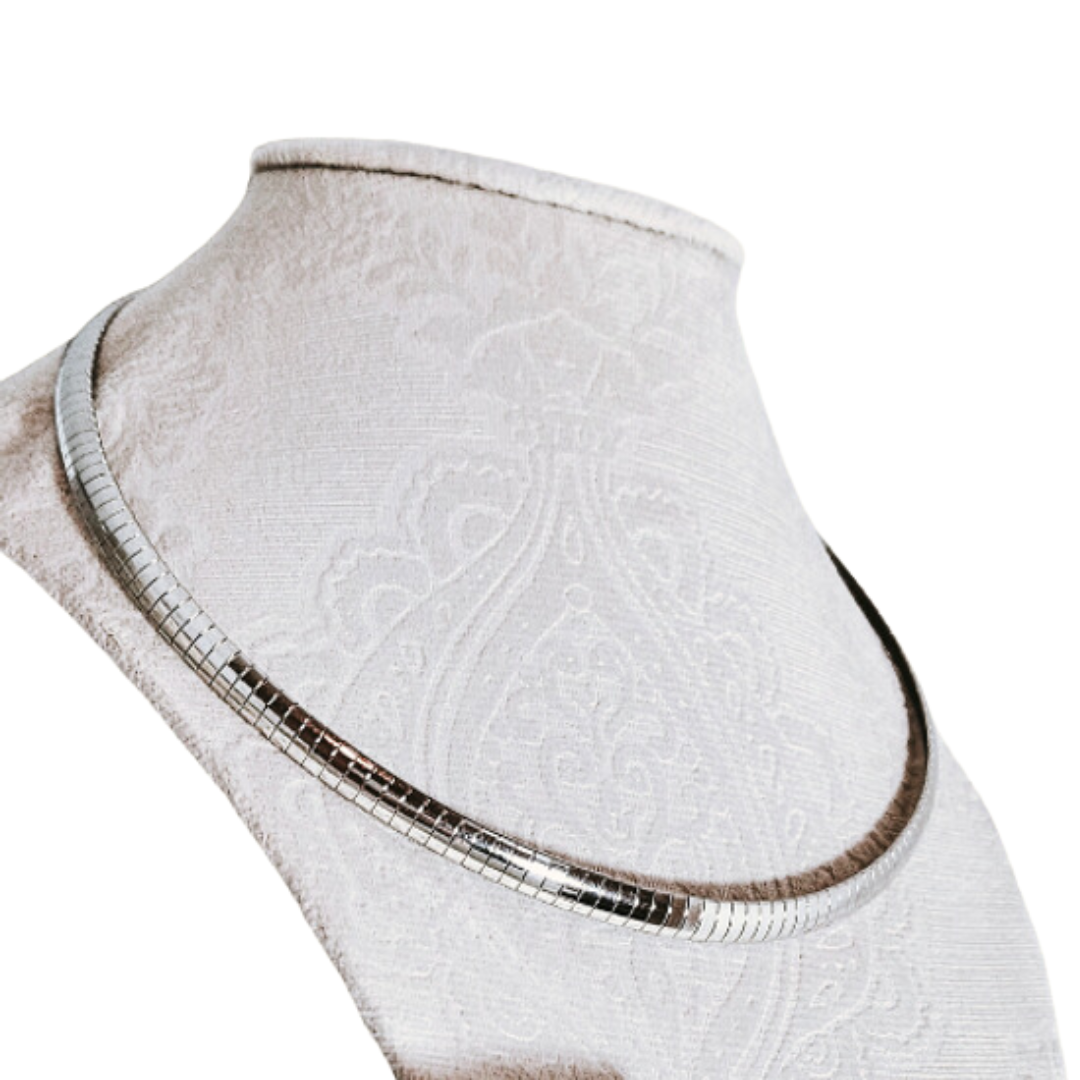 Laura Silver Choker Necklace💧