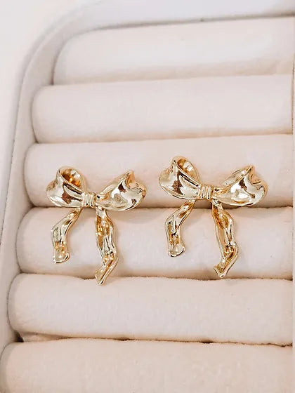 Gold Bow Earrings 💧