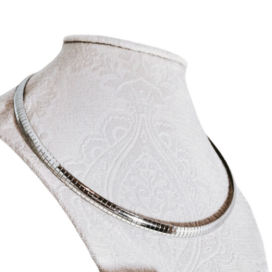 Laura Silver Choker Necklace💧